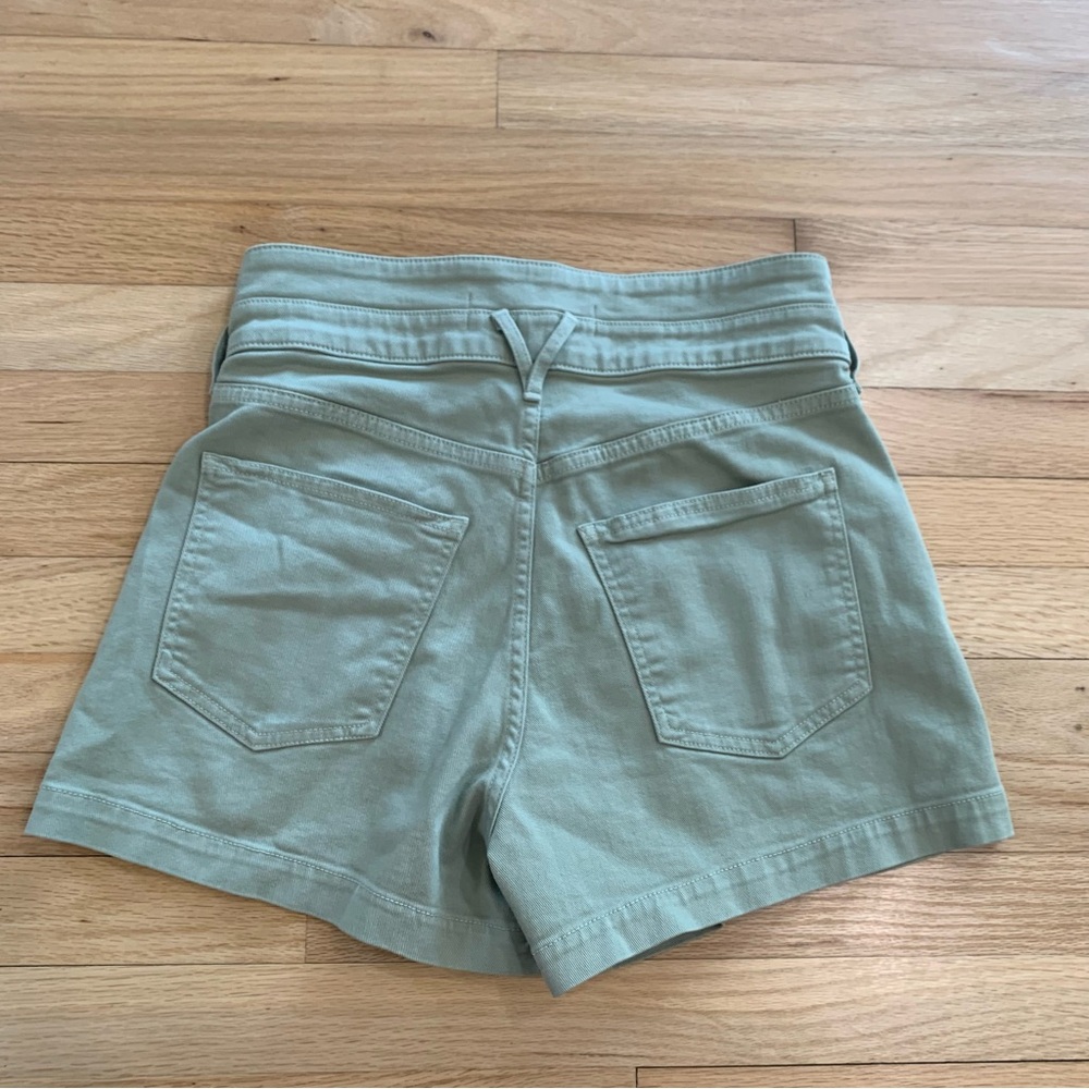 VERONICA BEARD Jaylen High Rise Pleated Green Shorts Casual Size 28 - Picture 7 of 10